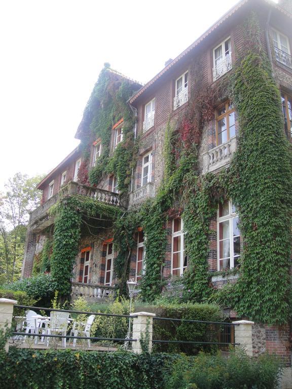 Le Manoir De La Foret Hotel La Ville-aux-Clercs Bagian luar foto